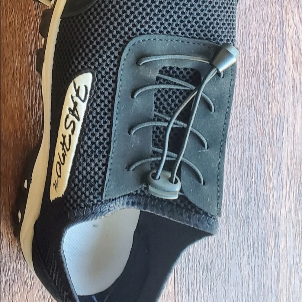 Brand new men’s running shoes
